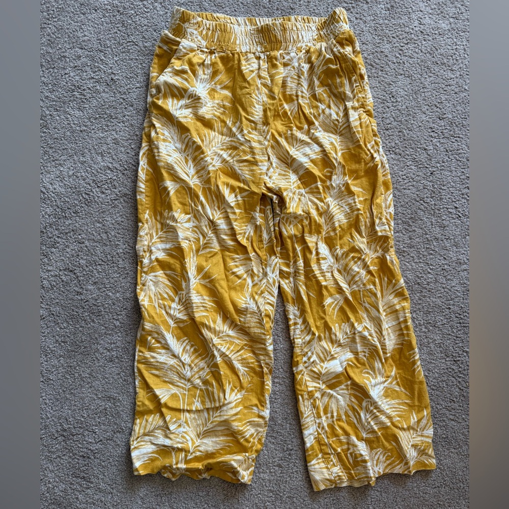 C&C California Linen Yellow Leaf Print Pants